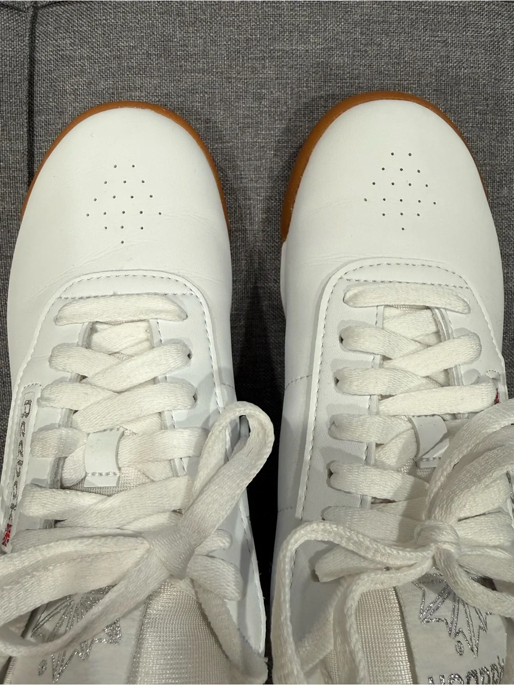 Reebok Classic White Leather women Sneakers with Gum Sole